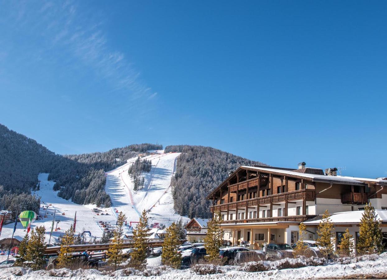 Condor Hotel 4*
